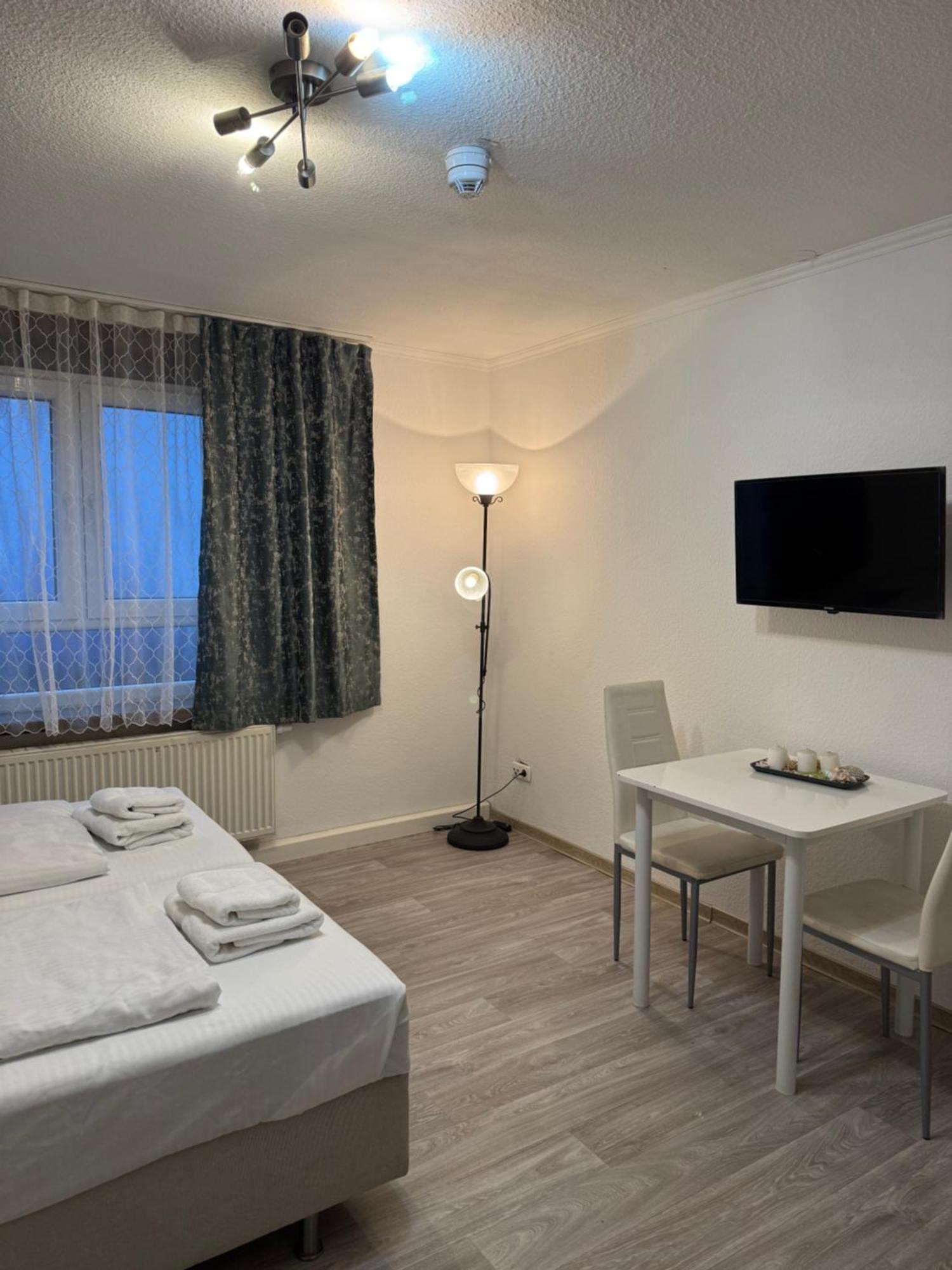 Hotel-Pension Alt-Heidenberg Siegen Dış mekan fotoğraf