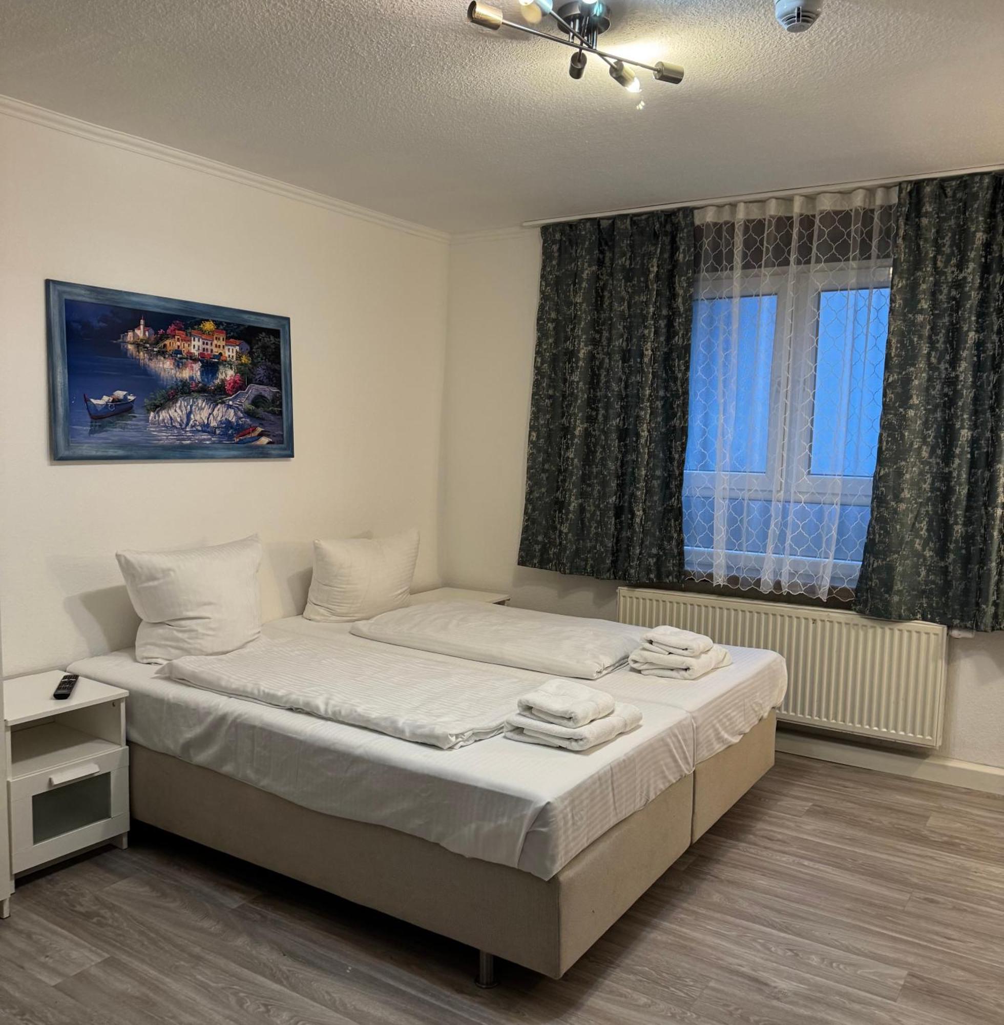 Hotel-Pension Alt-Heidenberg Siegen Dış mekan fotoğraf